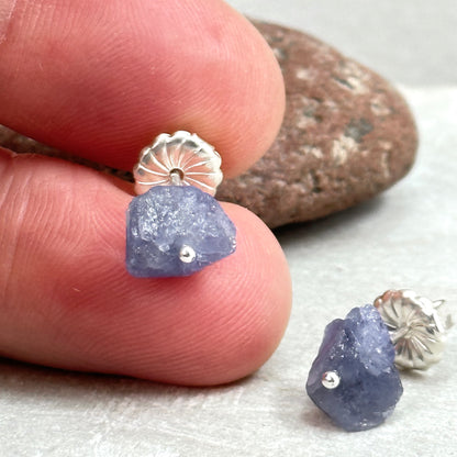 raw tanzanite post earring by hanni jewelry pinned with sterling silver