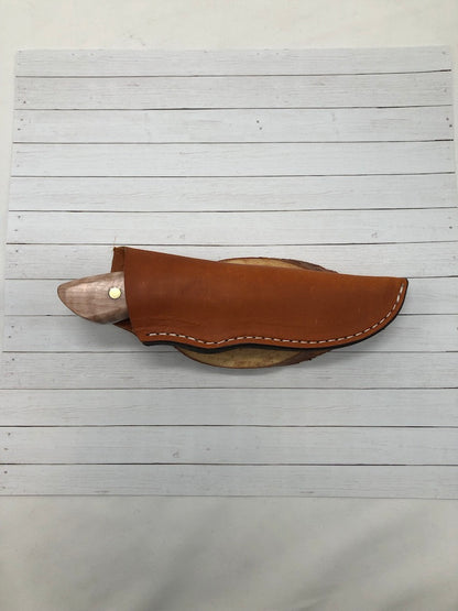 Trailhunter Knife with Sheath