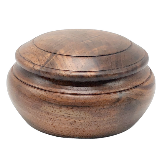 Small wood turned lidded bowl, keepsake box, superior craftsmanship, hanni gallery, harbor springs